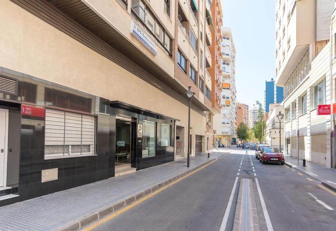 Gran Confort Muelle Uno Malaga Apartment